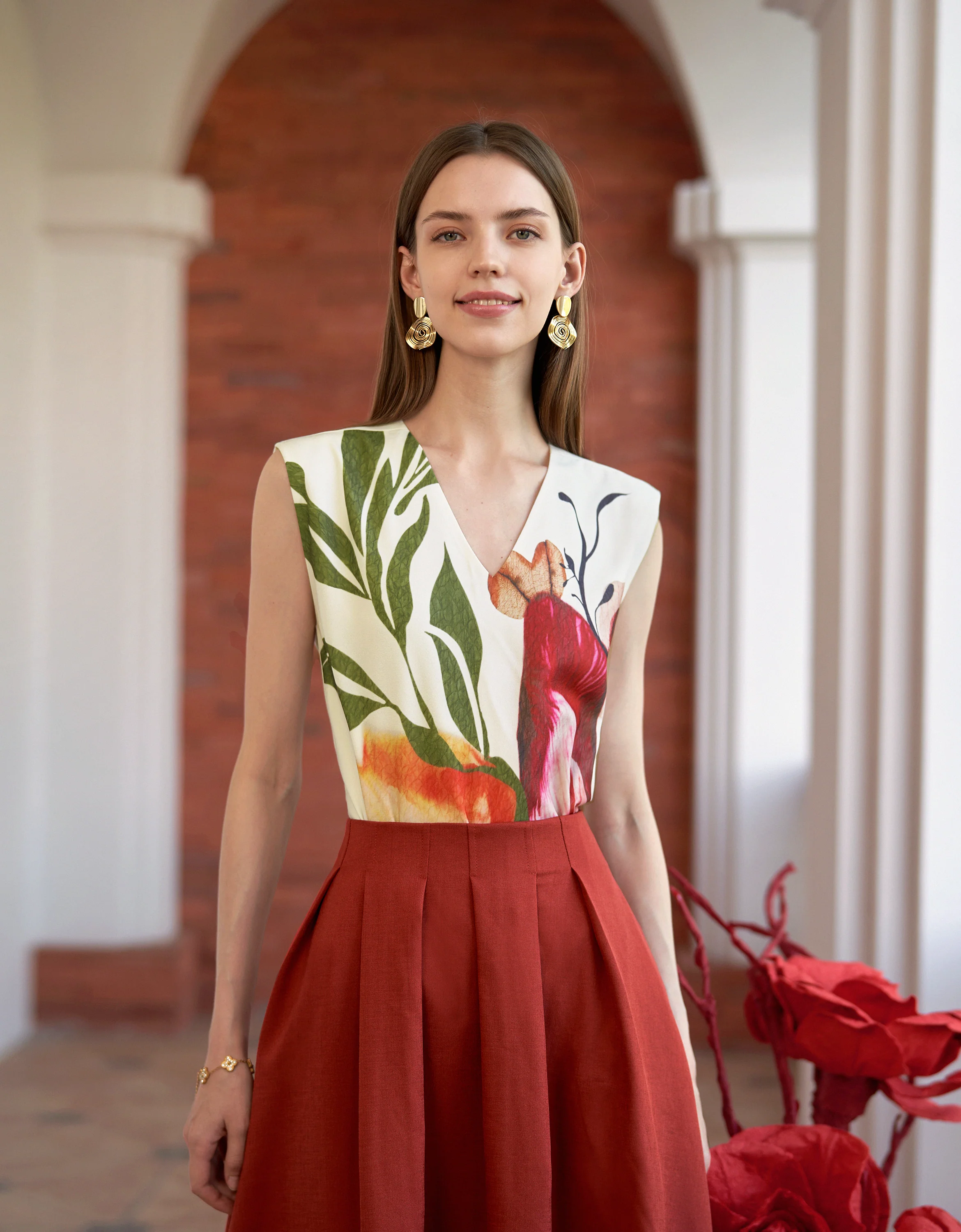 V-Neck Floral Print Sleeveless Top